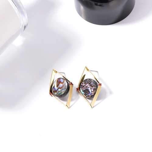 Natural Stone Ear Stud